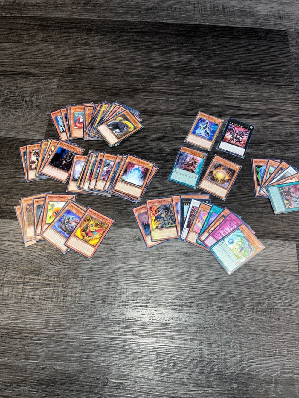 Lot Yu-Gi-Oh! Trading cards shinning holo and more with rare
